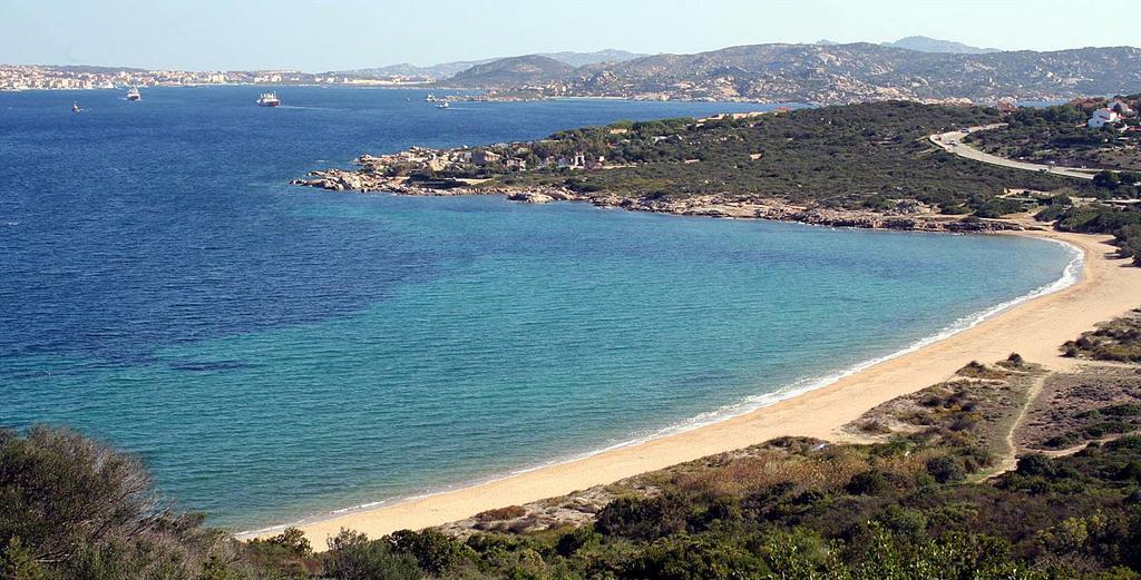 Appartamenti Galatea Palau Bagian luar foto
